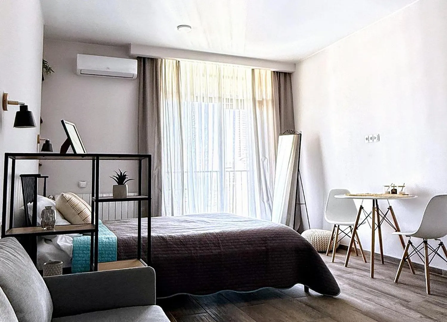 Cozy Apartment With Sea View Near City Center Batumi